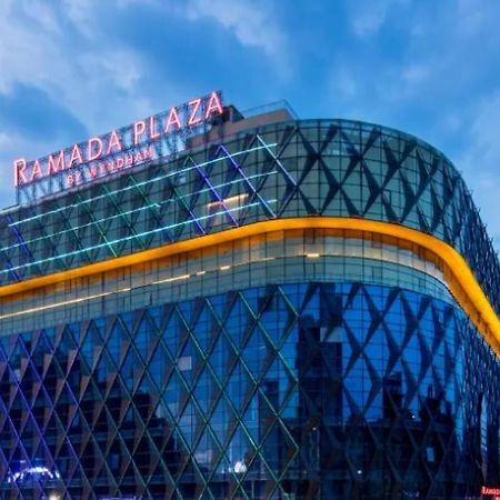 Отель Ramada Plaza By Wyndham Аншунь Экстерьер фото
